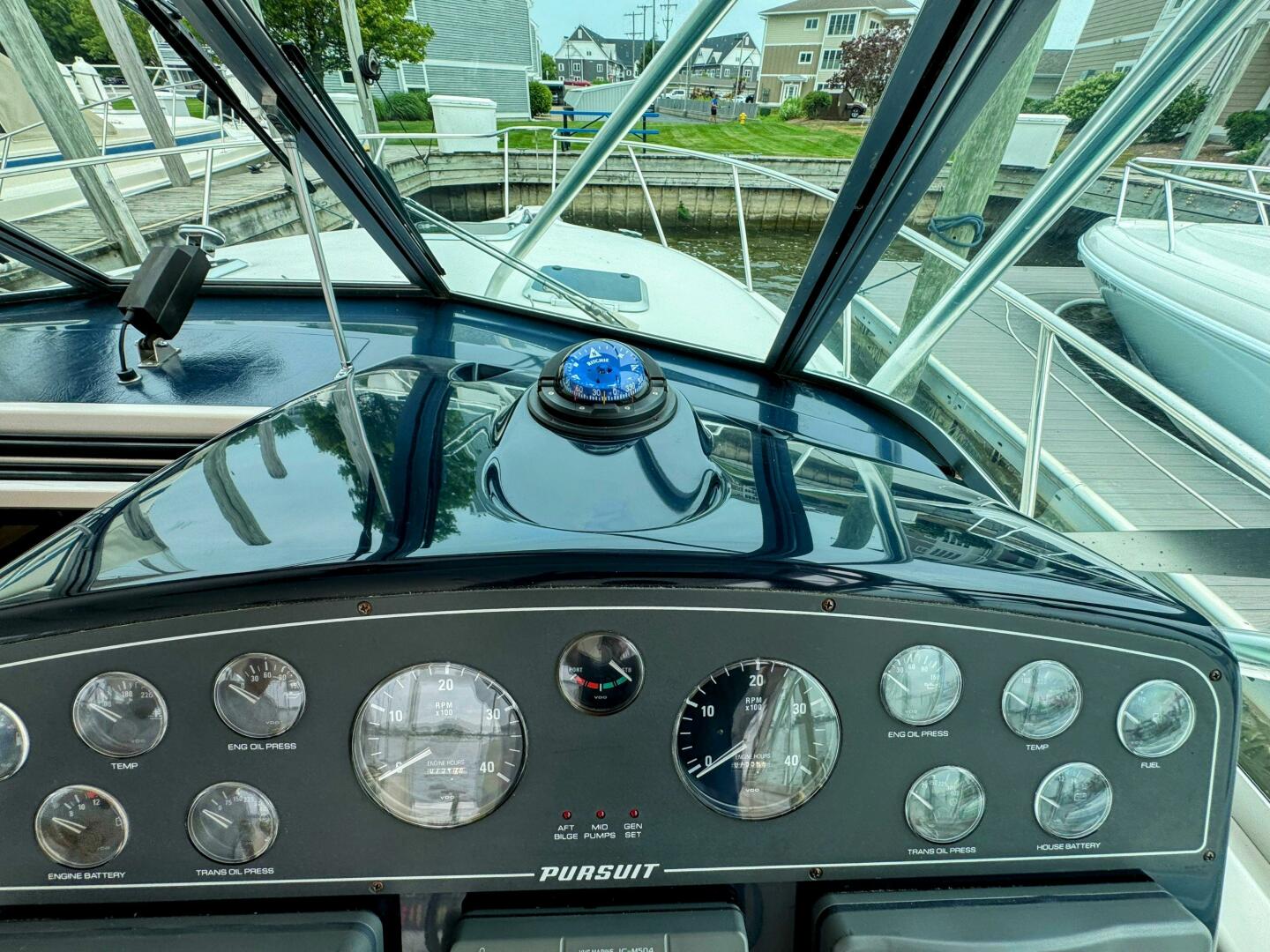 Slide: The Image of Pursuit 3400 Express 2003 - 5510866