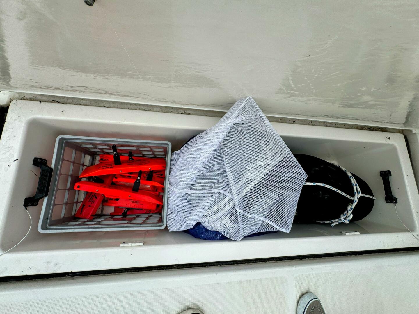 Slide: The Image of Pursuit 3400 Express 2003 - 5510915