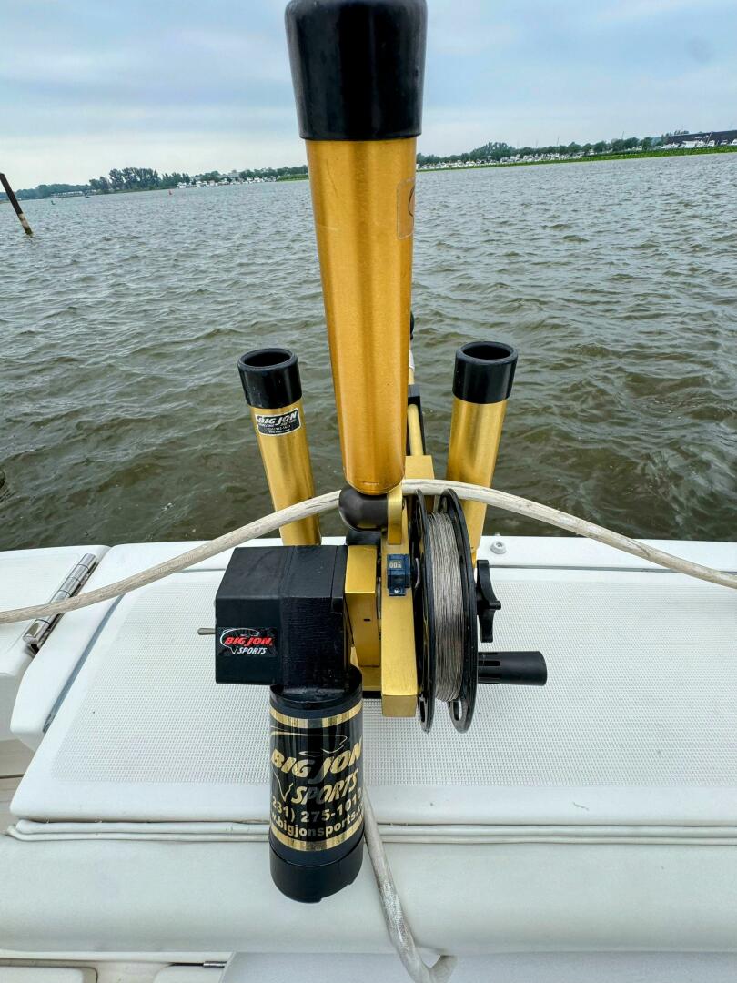 Slide: The Image of Pursuit 3400 Express 2003 - 5510918