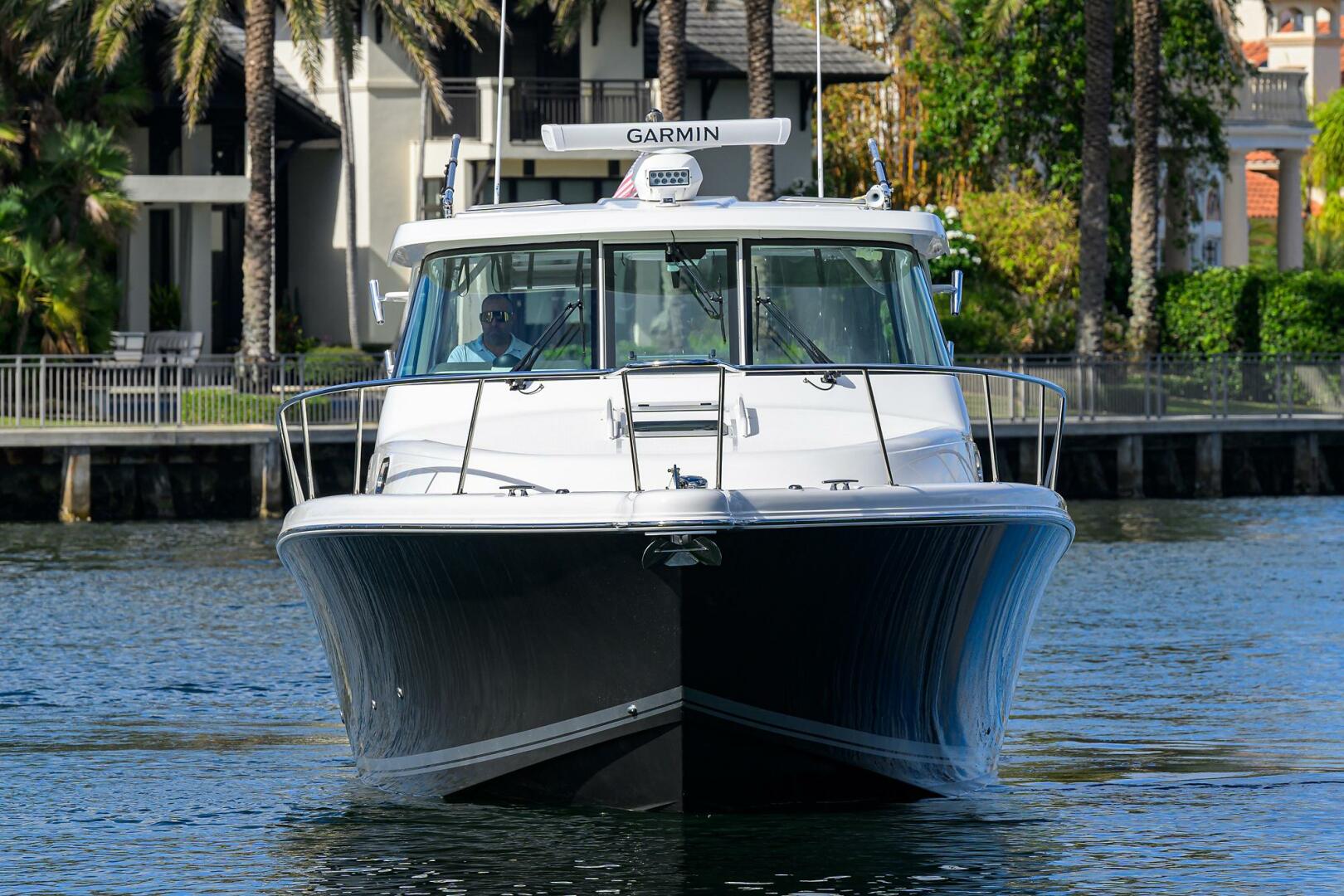 Slide: The Image of Pursuit 38 2023 - 4880025