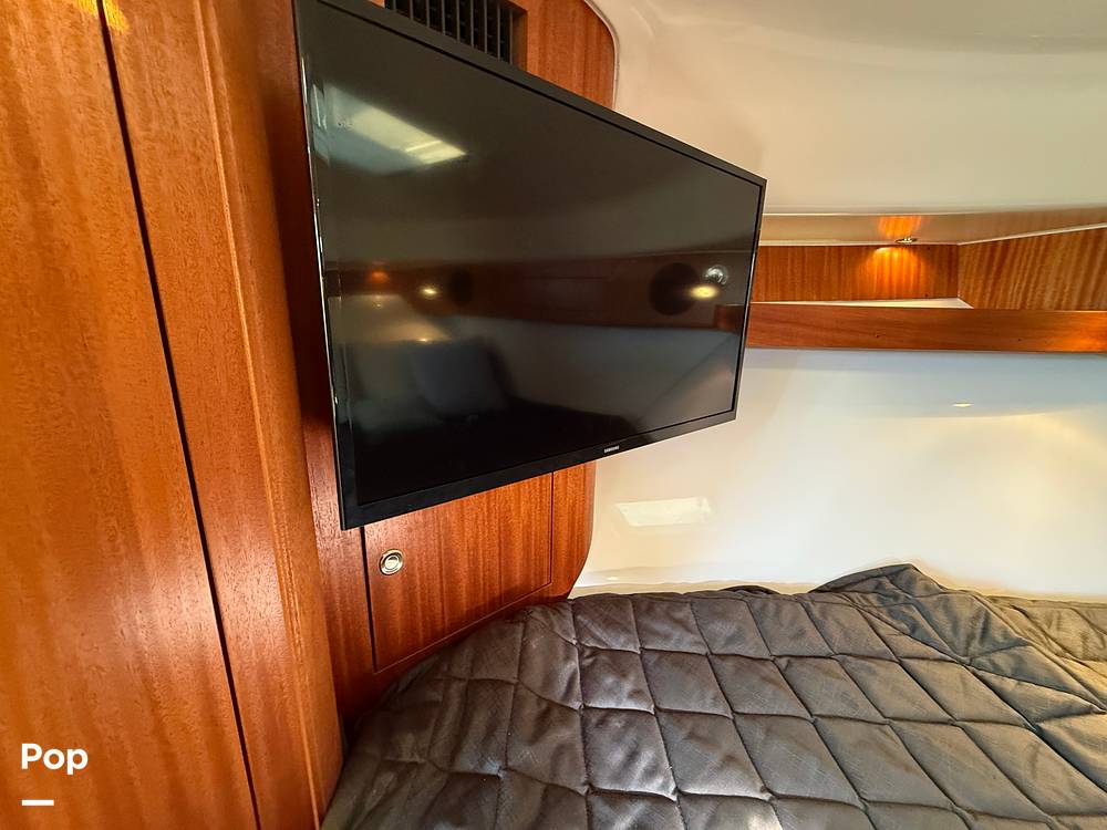 Slide: The Image of Pursuit 385 Offshore 2016 - 106