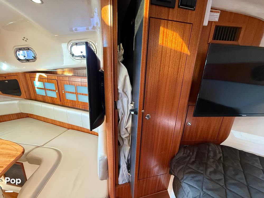 Slide: The Image of Pursuit 385 Offshore 2016 - 112