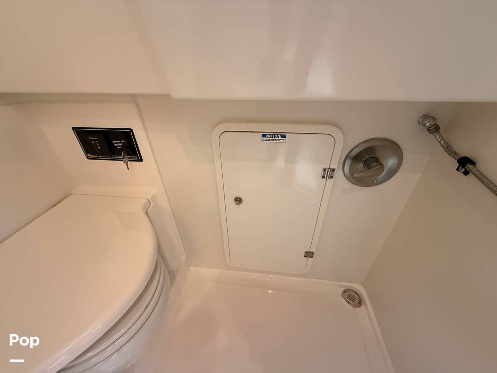 Slide: The Image of Pursuit 385 Offshore 2016 - 121