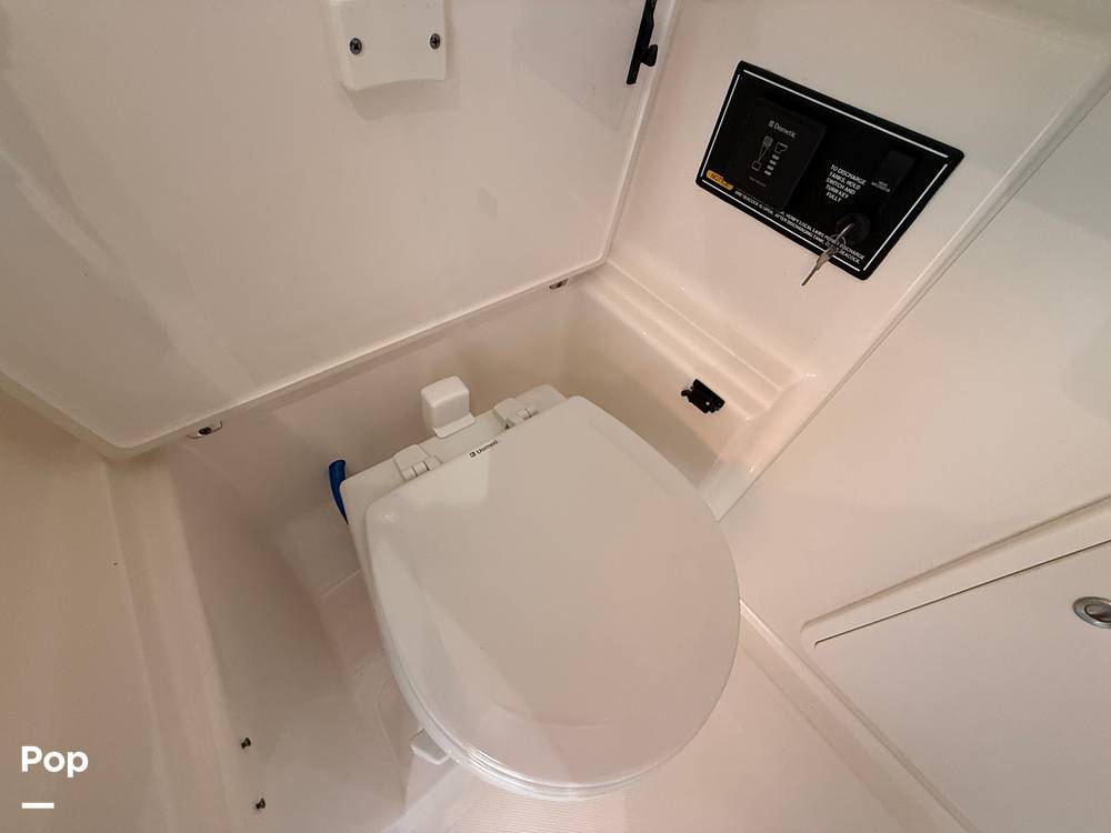 Slide: The Image of Pursuit 385 Offshore 2016 - 124