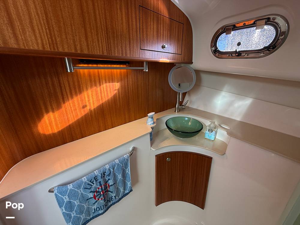 Slide: The Image of Pursuit 385 Offshore 2016 - 125