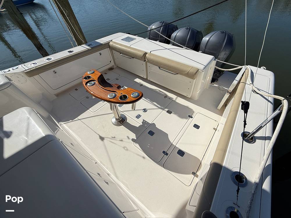 Slide: The Image of Pursuit 385 Offshore 2016 - 144