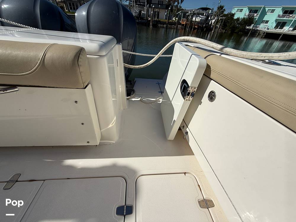 Slide: The Image of Pursuit 385 Offshore 2016 - 148