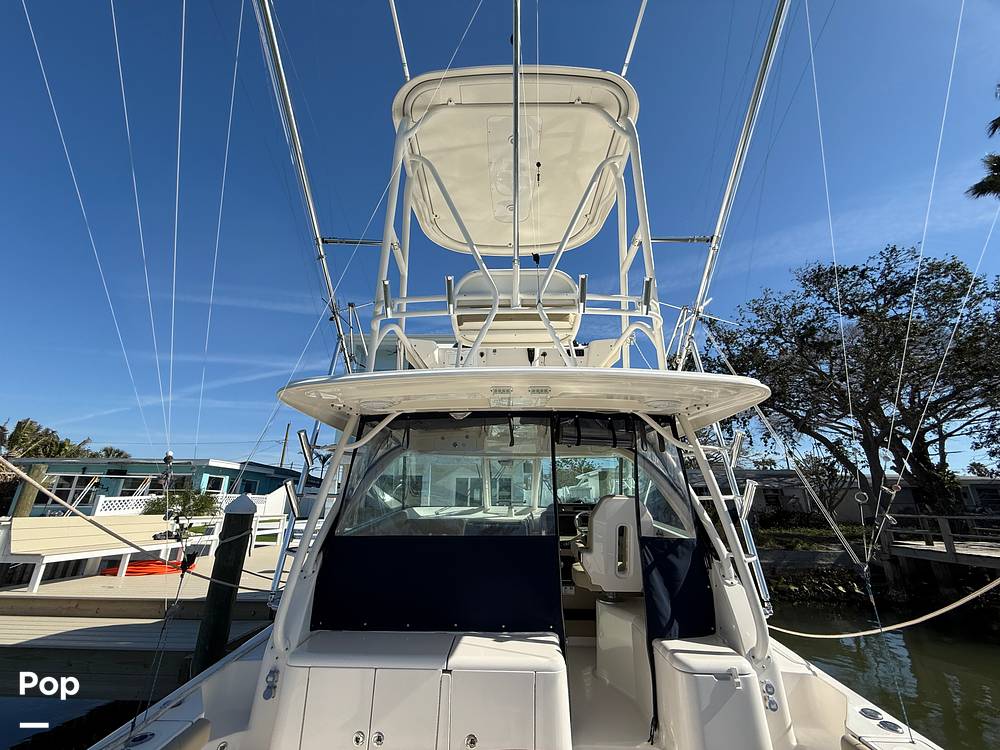 Slide: The Image of Pursuit 385 Offshore 2016 - 156