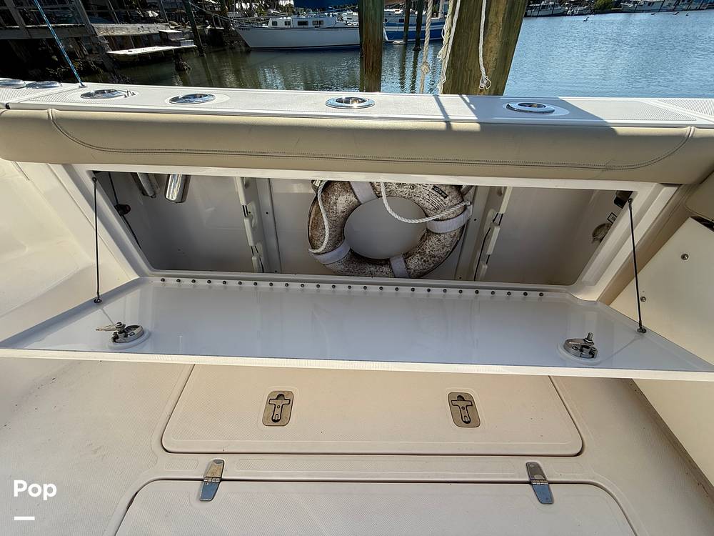 Slide: The Image of Pursuit 385 Offshore 2016 - 164