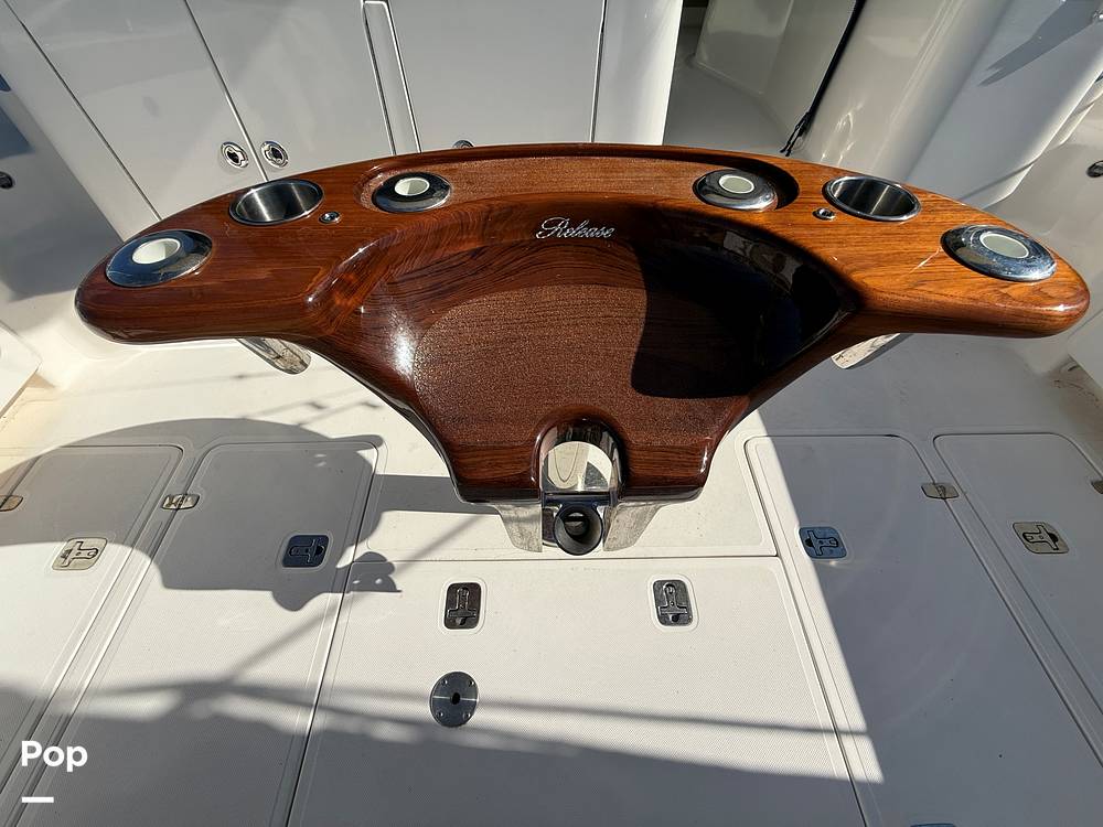 Slide: The Image of Pursuit 385 Offshore 2016 - 166