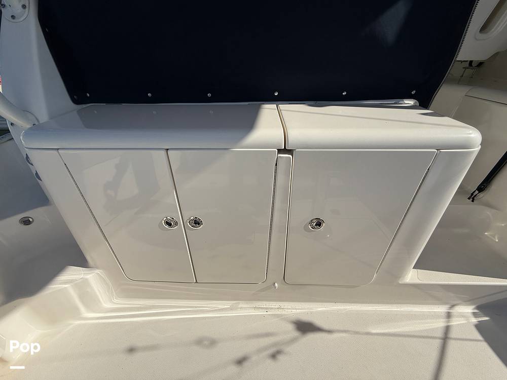 Slide: The Image of Pursuit 385 Offshore 2016 - 171