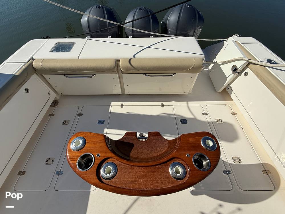 Slide: The Image of Pursuit 385 Offshore 2016 - 177