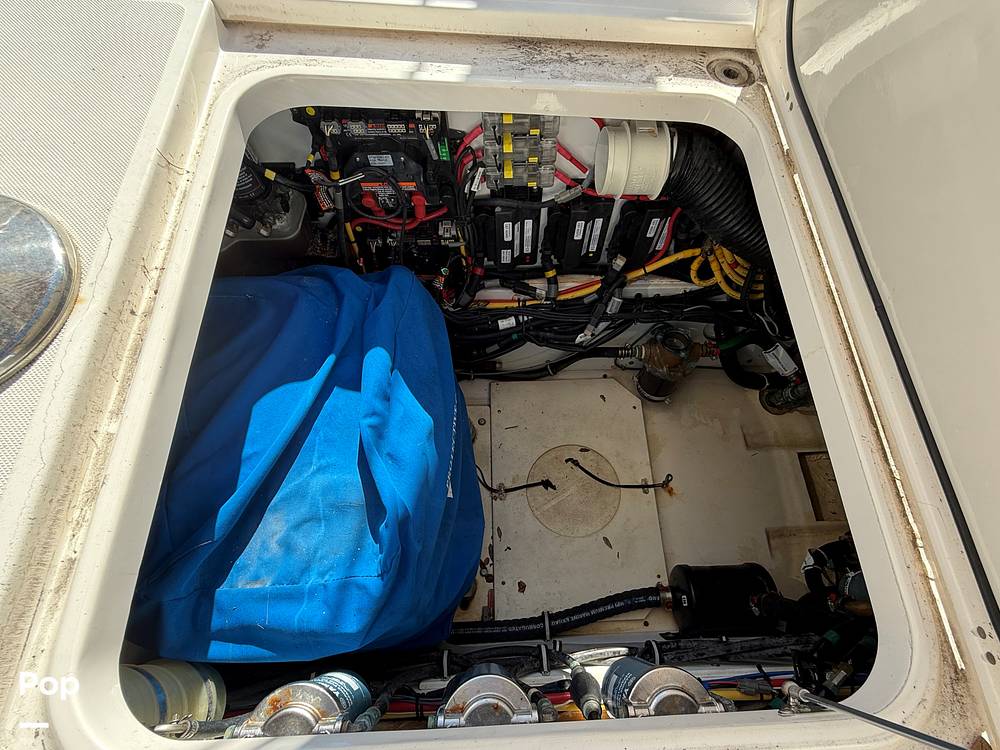Slide: The Image of Pursuit 385 Offshore 2016 - 182
