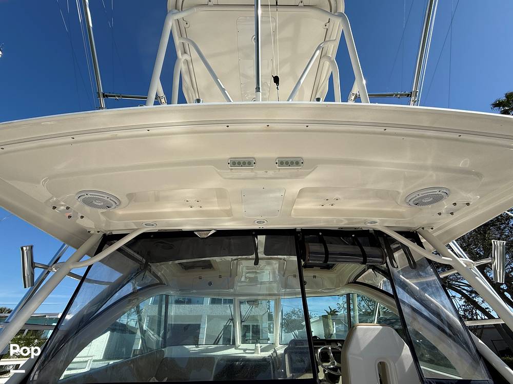 Slide: The Image of Pursuit 385 Offshore 2016 - 194