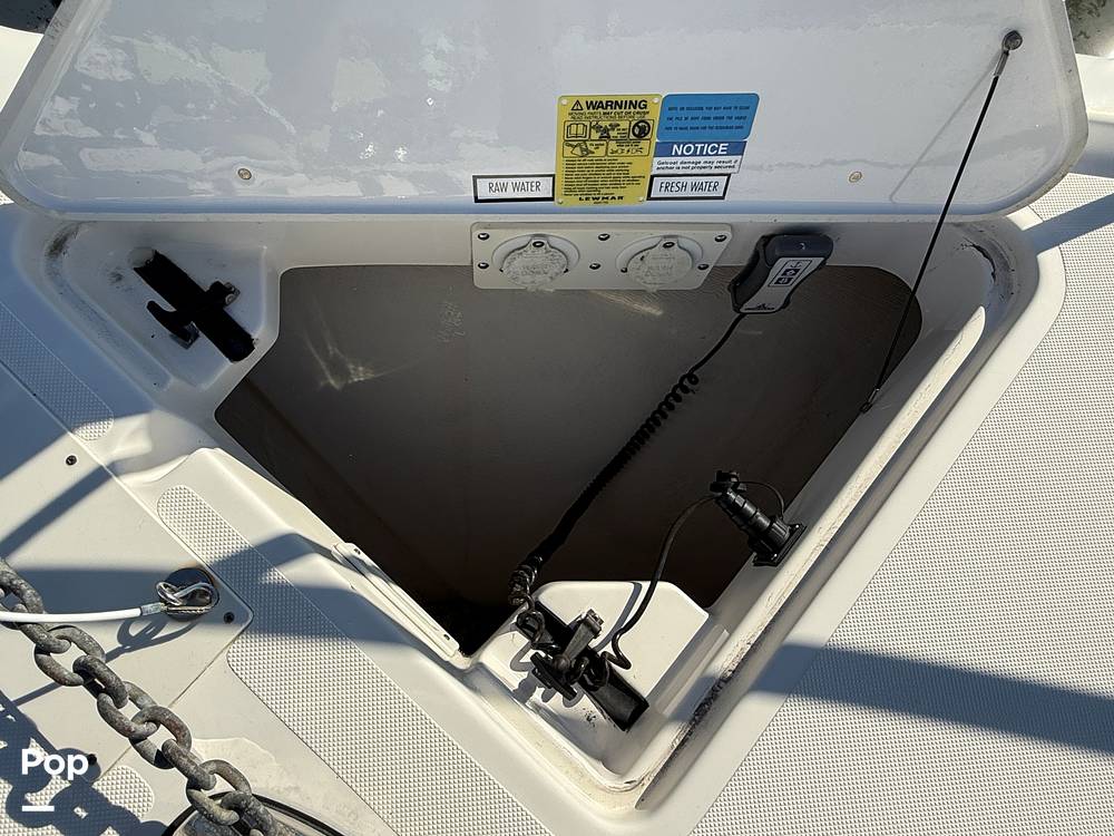 Slide: The Image of Pursuit 385 Offshore 2016 - 201