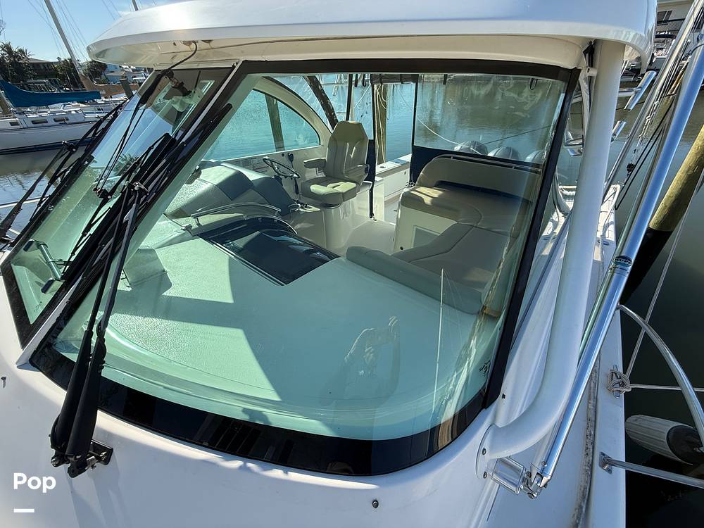 Slide: The Image of Pursuit 385 Offshore 2016 - 207