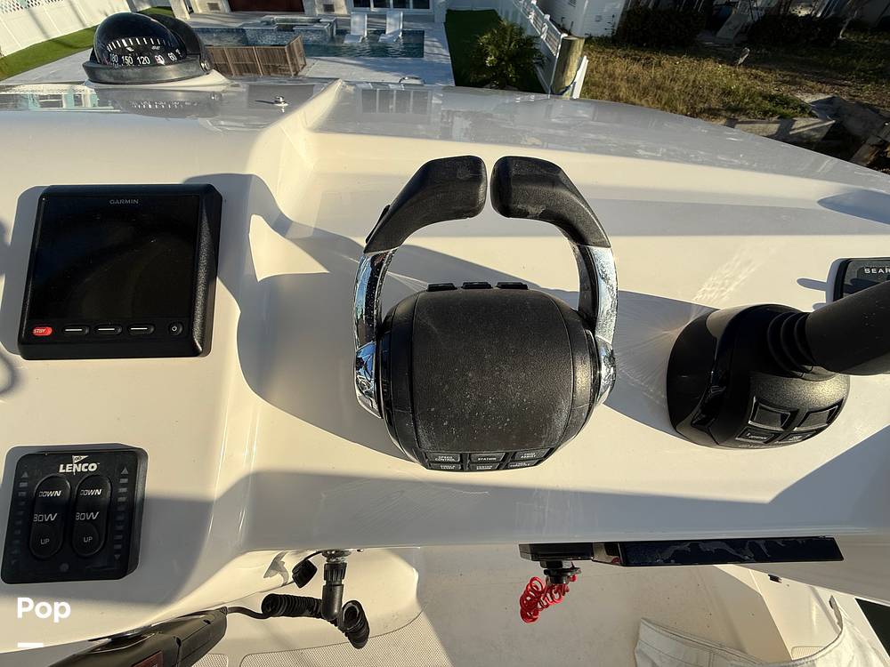Slide: The Image of Pursuit 385 Offshore 2016 - 216