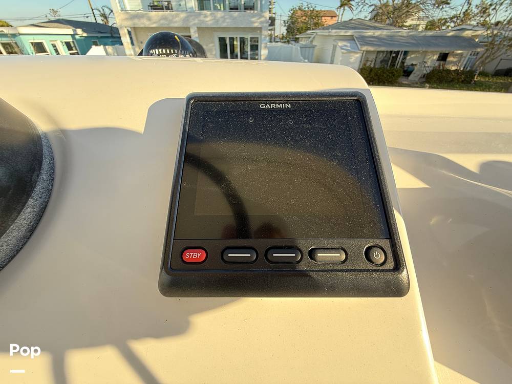 Slide: The Image of Pursuit 385 Offshore 2016 - 217