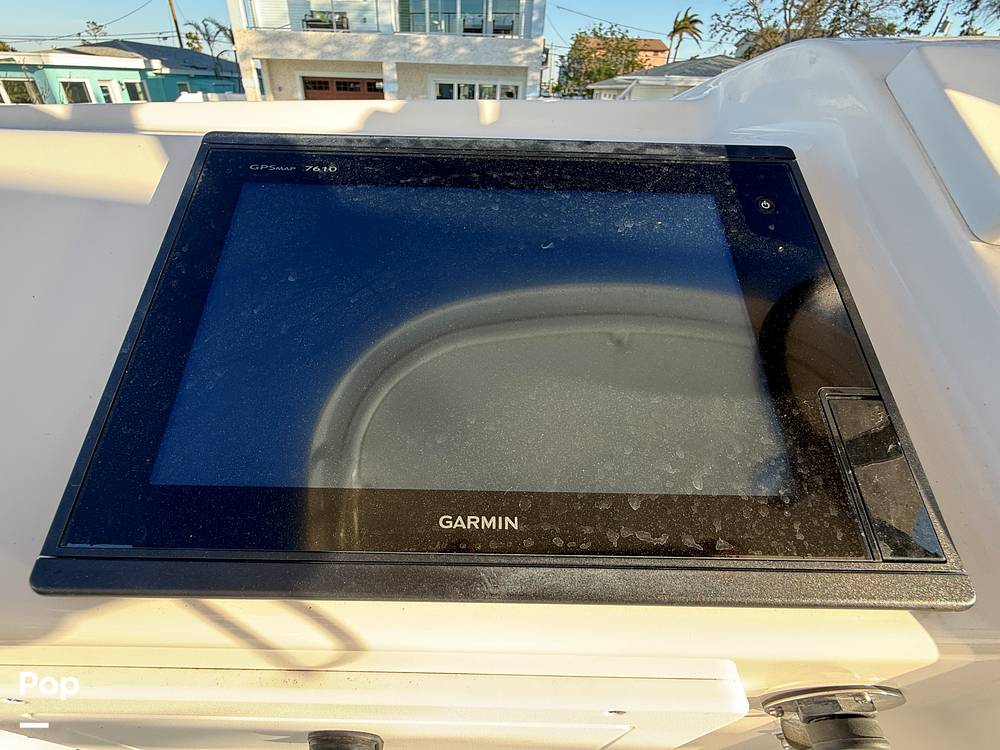 Slide: The Image of Pursuit 385 Offshore 2016 - 223