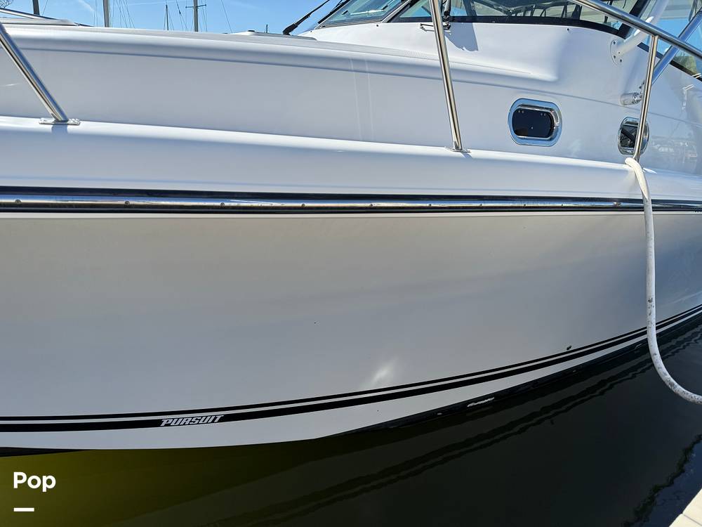 Slide: The Image of Pursuit 385 Offshore 2016 - 253