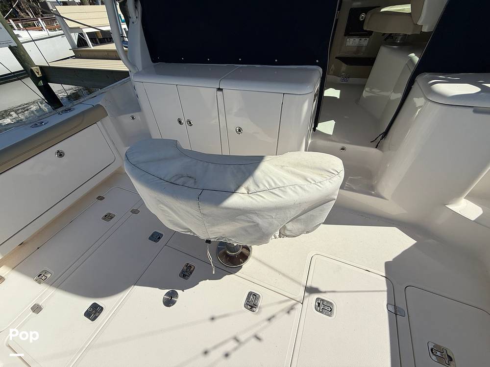 Slide: The Image of Pursuit 385 Offshore 2016 - 271