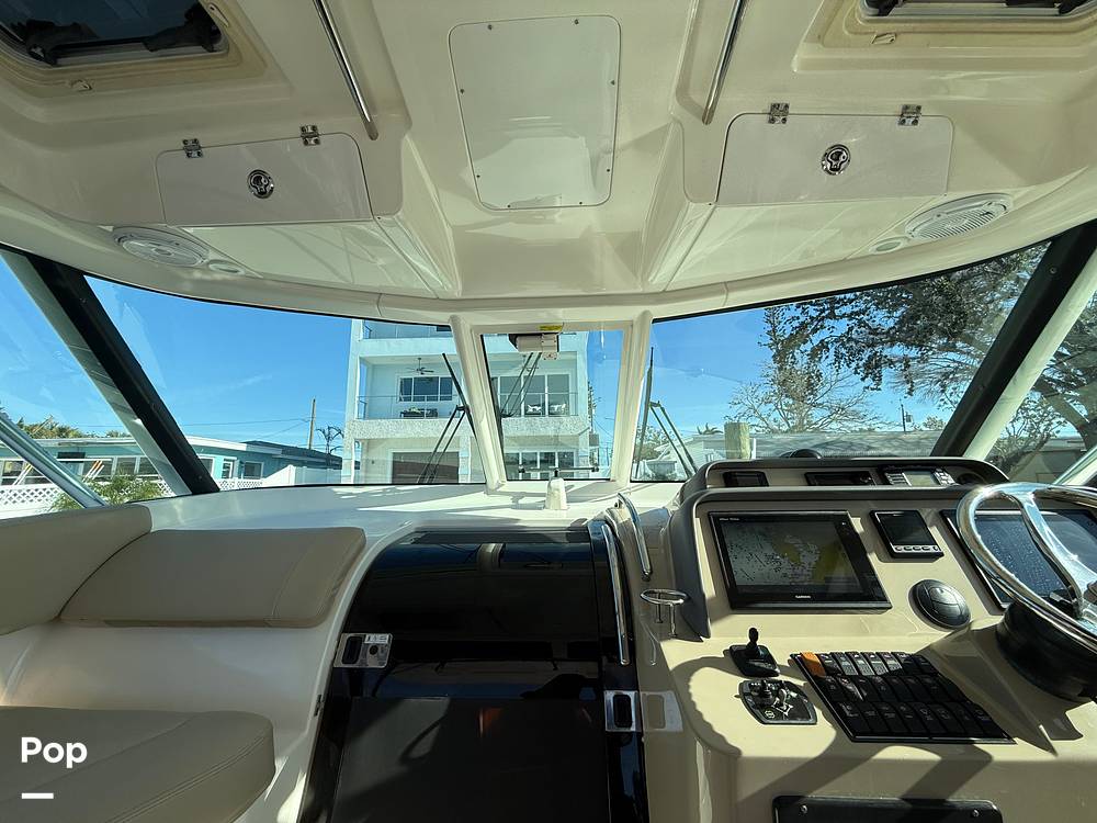 Slide: The Image of Pursuit 385 Offshore 2016 - 46