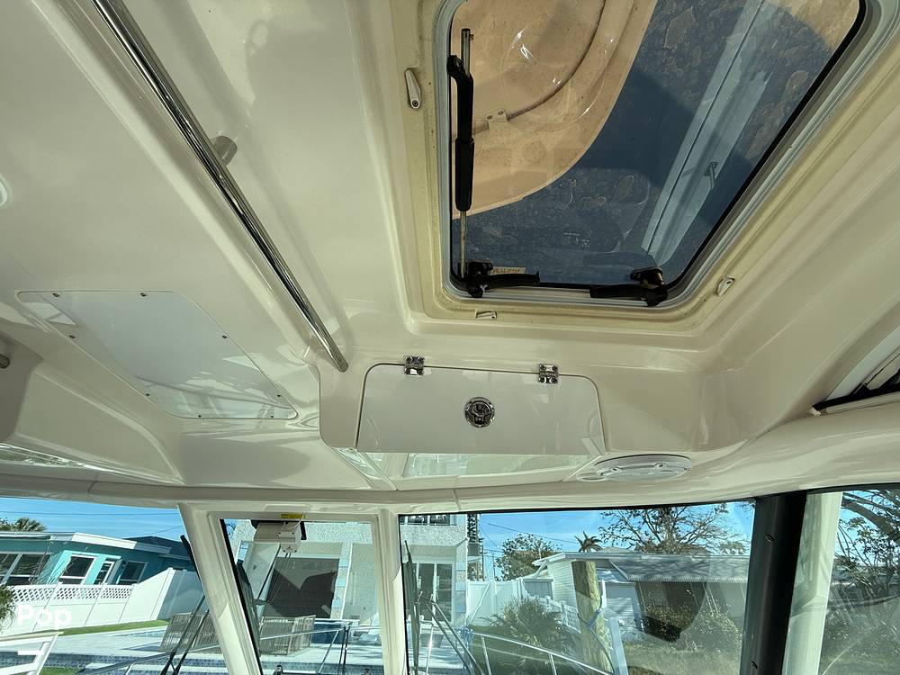 Slide: The Image of Pursuit 385 Offshore 2016 - 49