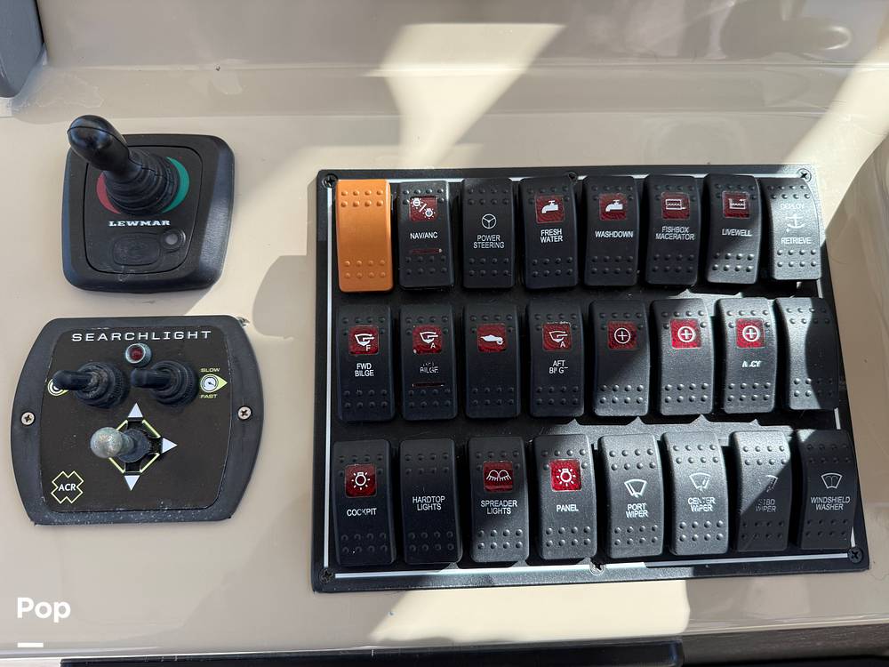 Slide: The Image of Pursuit 385 Offshore 2016 - 61