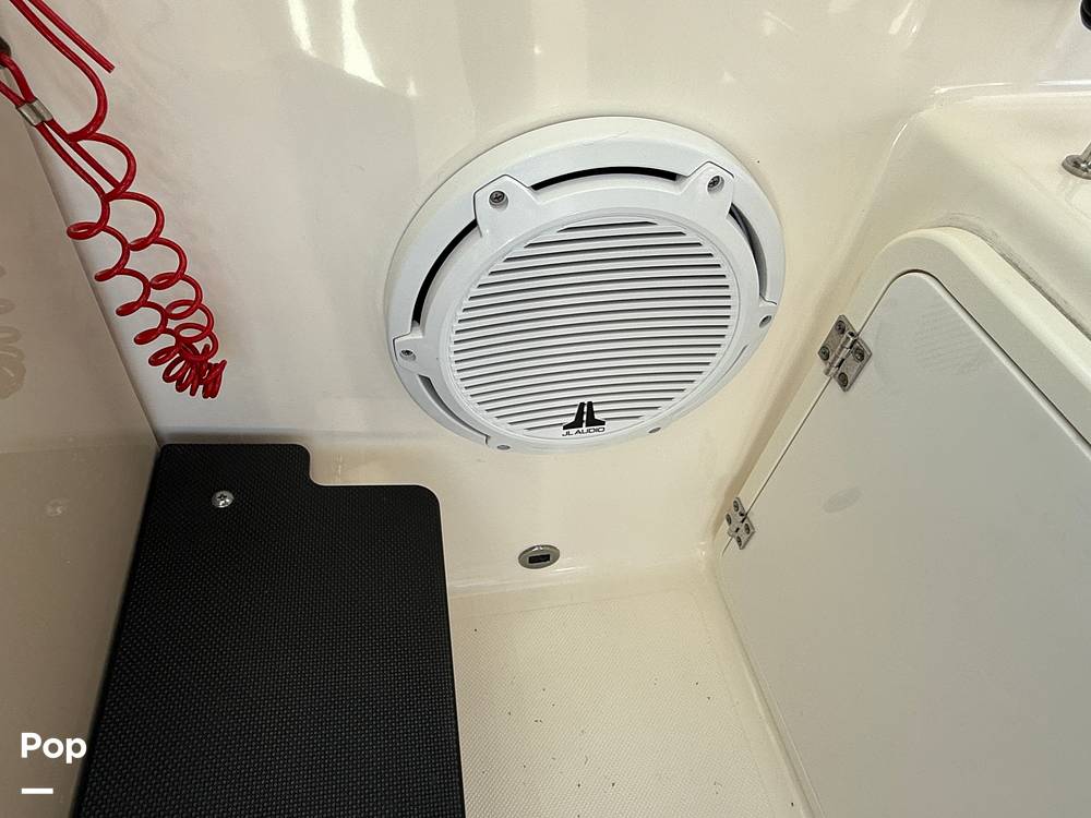 Slide: The Image of Pursuit 385 Offshore 2016 - 70