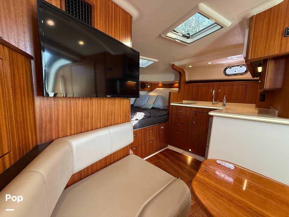 Slide: The Image of Pursuit 385 Offshore 2016 - 80