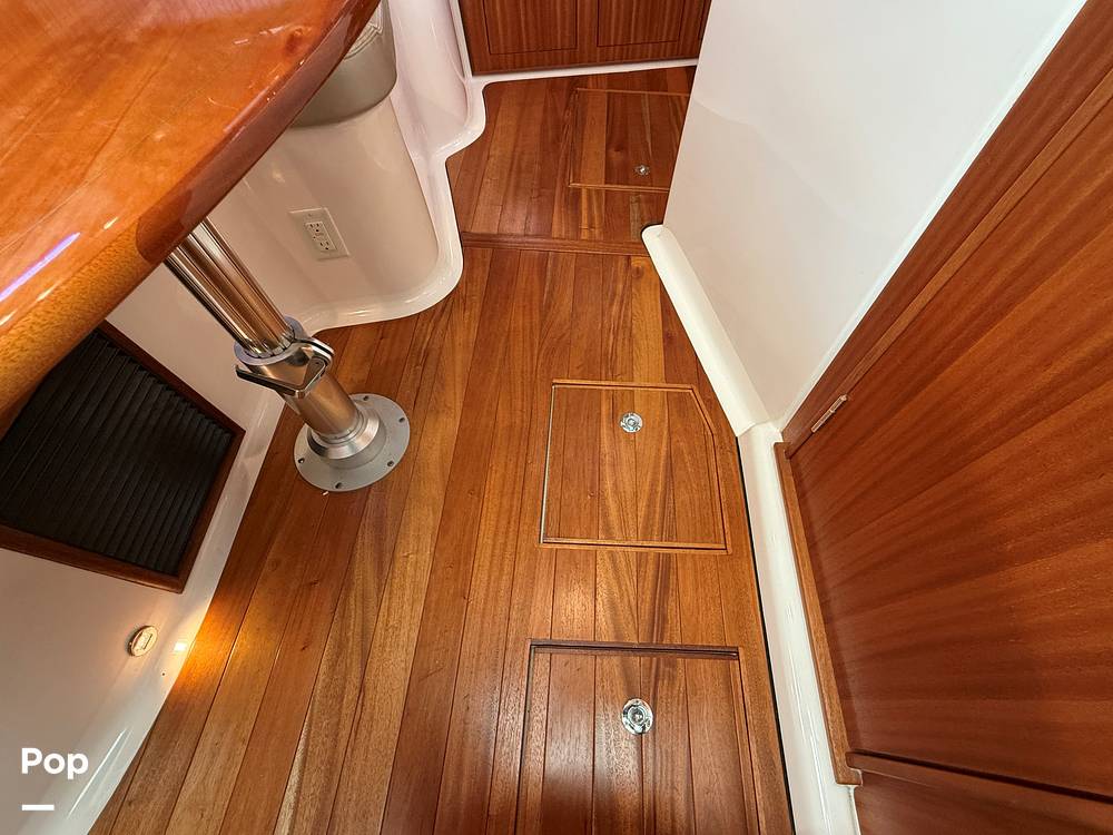 Slide: The Image of Pursuit 385 Offshore 2016 - 84