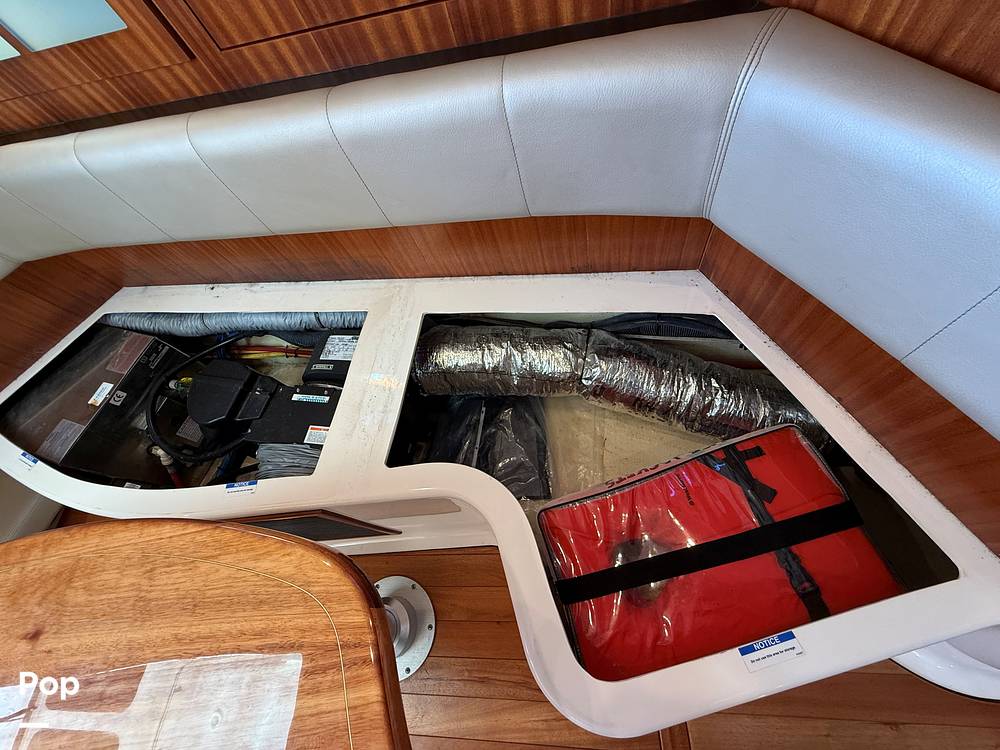 Slide: The Image of Pursuit 385 Offshore 2016 - 89