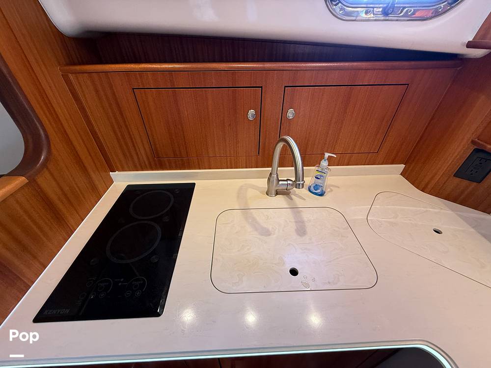 Slide: The Image of Pursuit 385 Offshore 2016 - 95