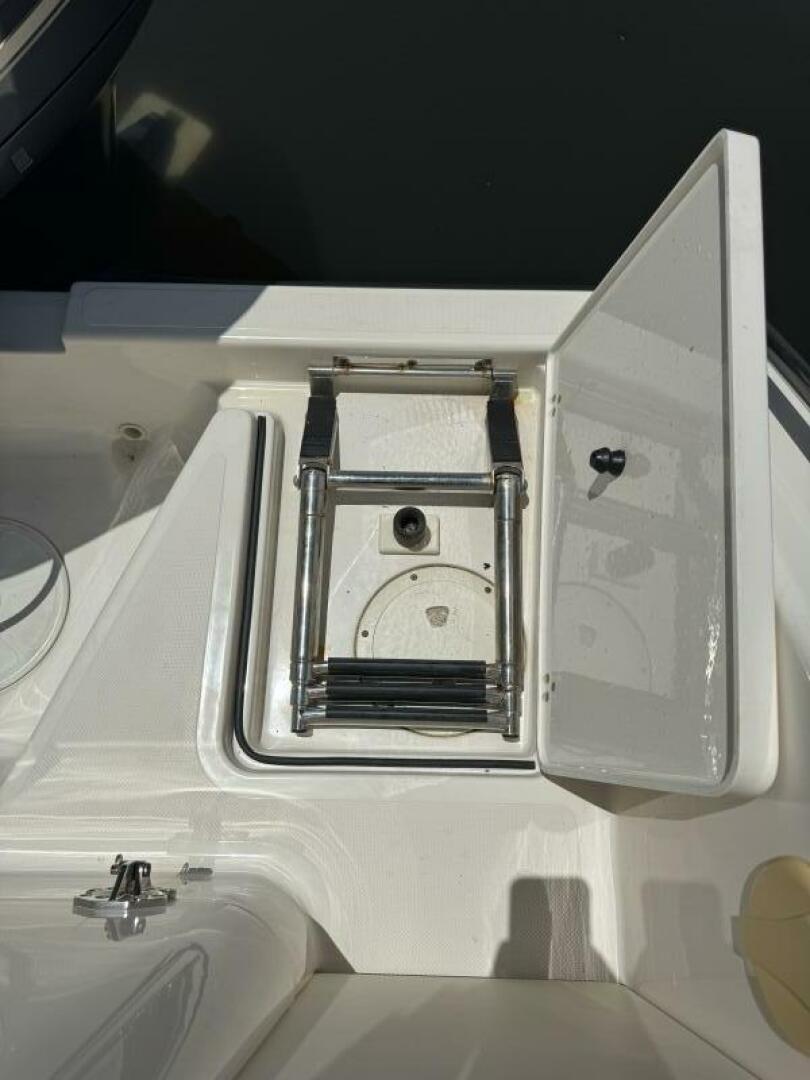 Slide: The Image of Pursuit C230 2012 - 5265747