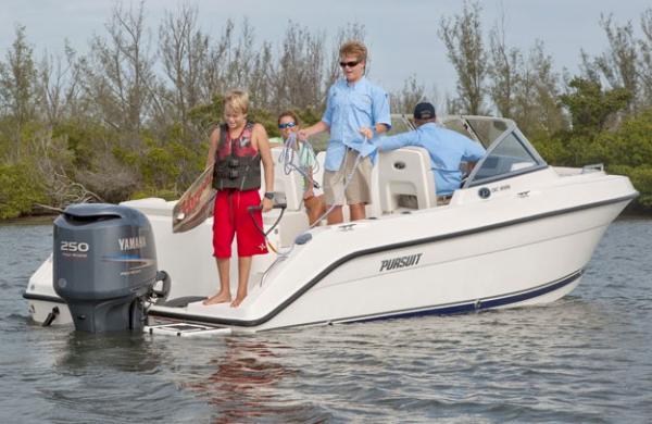 Slide: The Image of Manufacturer Provided Image: 2016 Pursuit DC 235 Dual Console boat with Yamaha 250 engine on water. - 28