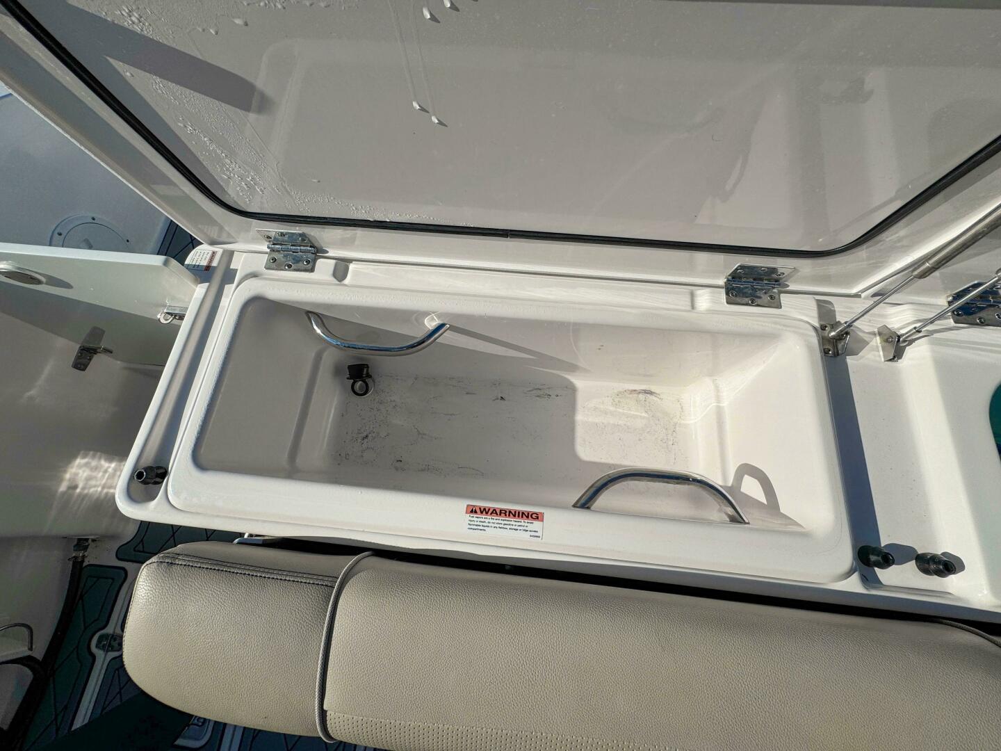 Slide: The Image of Pursuit OS 325 Offshore 2018 - 4889498