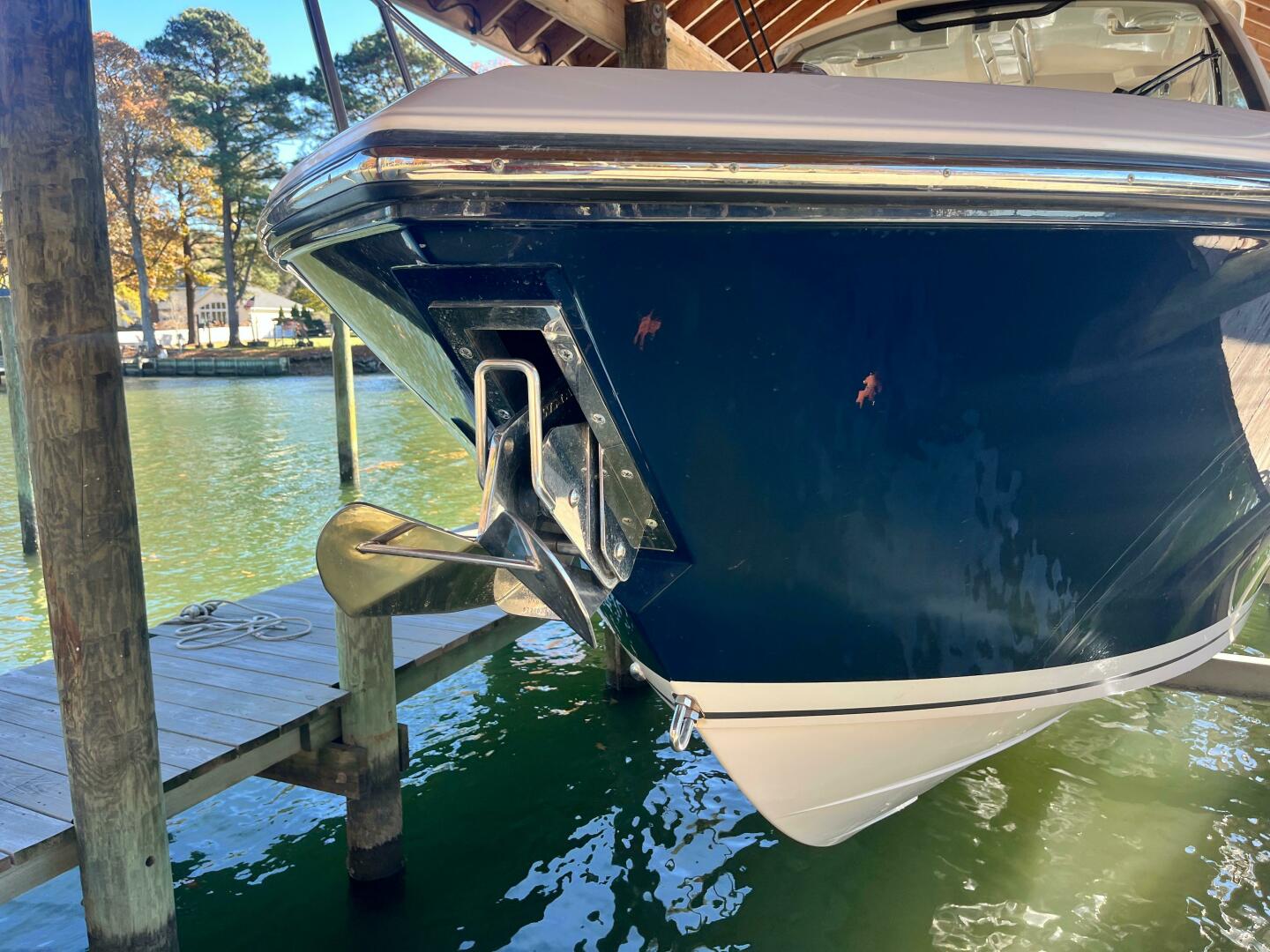 Slide: The Image of Pursuit OS 325 Offshore 2018 - 4889465