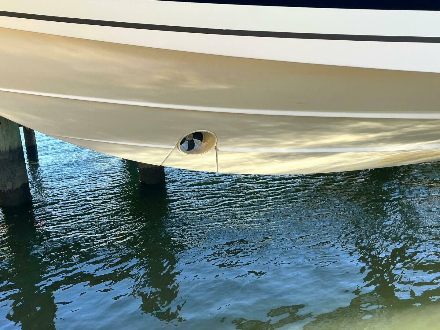 Slide: The Image of Pursuit OS 325 Offshore 2018 - 4889466