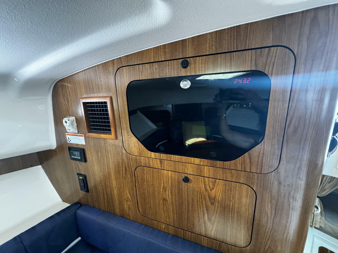 Slide: The Image of 6ft Pursuit 2010 OS345 Liberty - 4507877