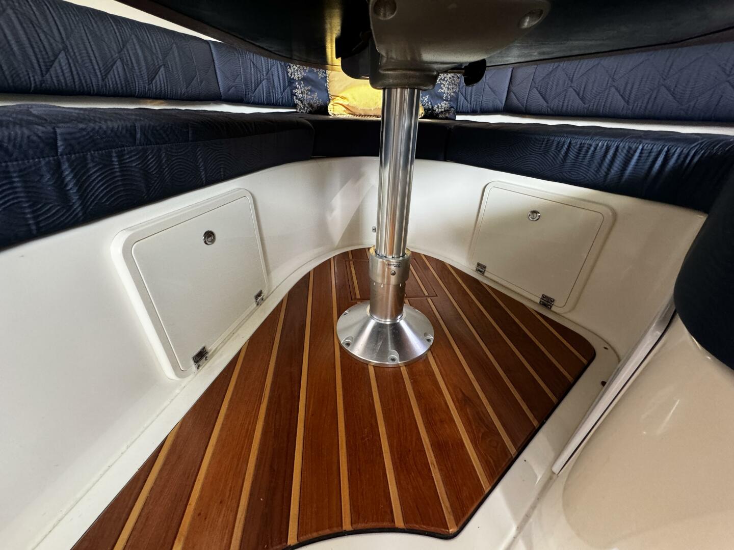Slide: The Image of 36ft Pursuit 2010 OS345 Liberty - 4486680