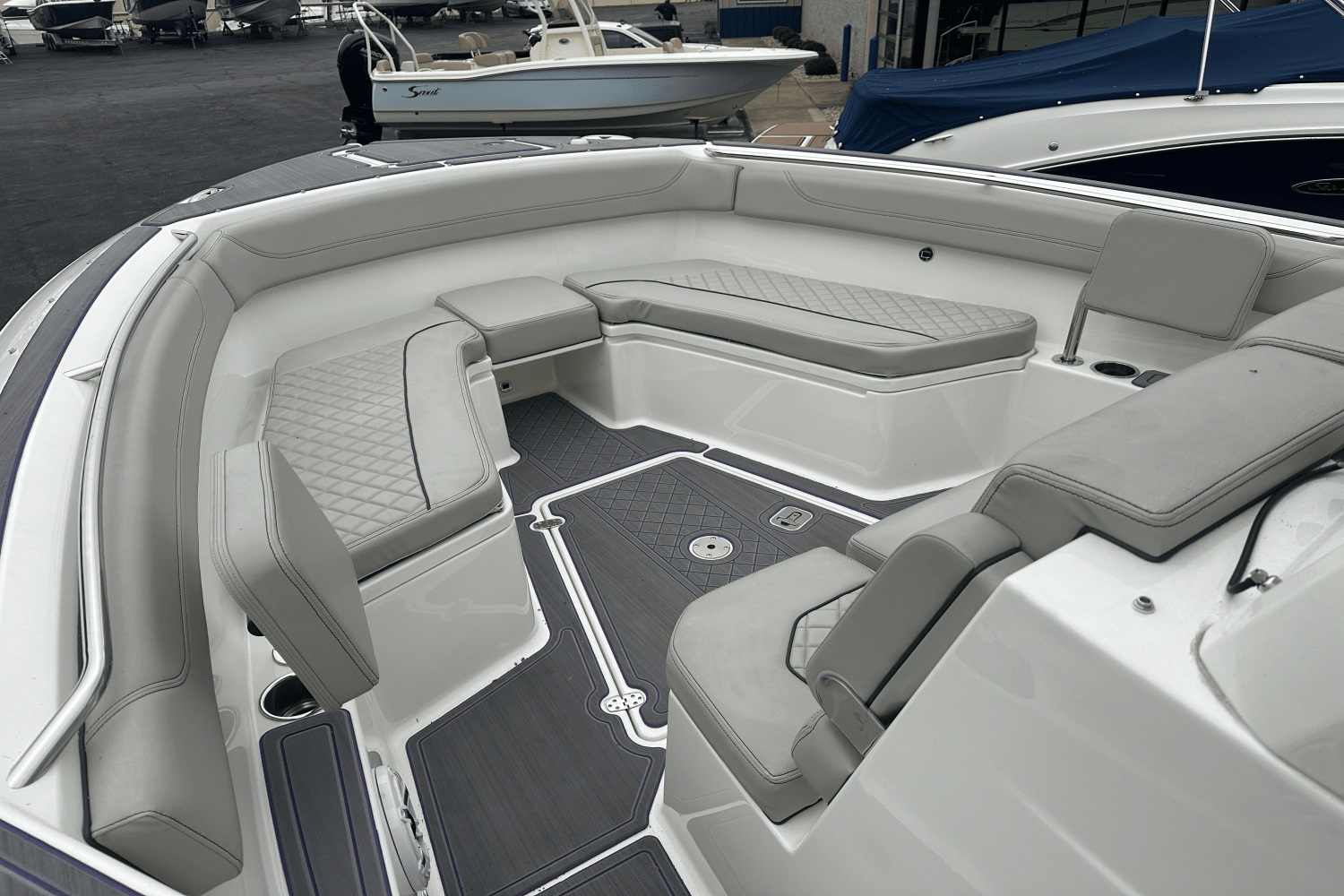 Slide: The Image of Pursuit S 288 2023 - 10