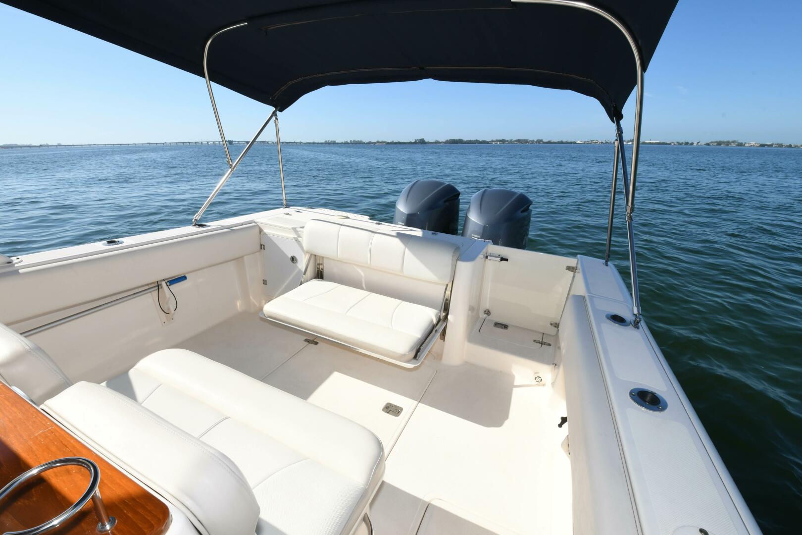Slide: The Image of 2011 31 Pursuit S310 Center Console Cockpit - 3992720