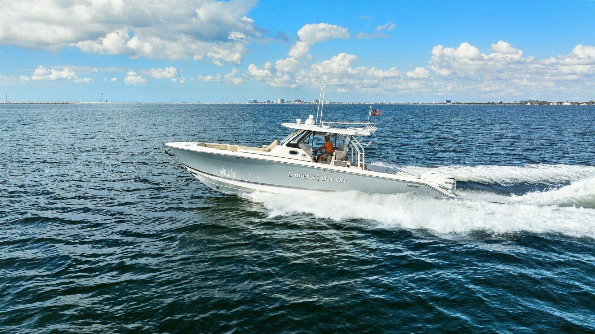 Slide: The Image of 2019 Pursuit S 368 - Profile - 5049067