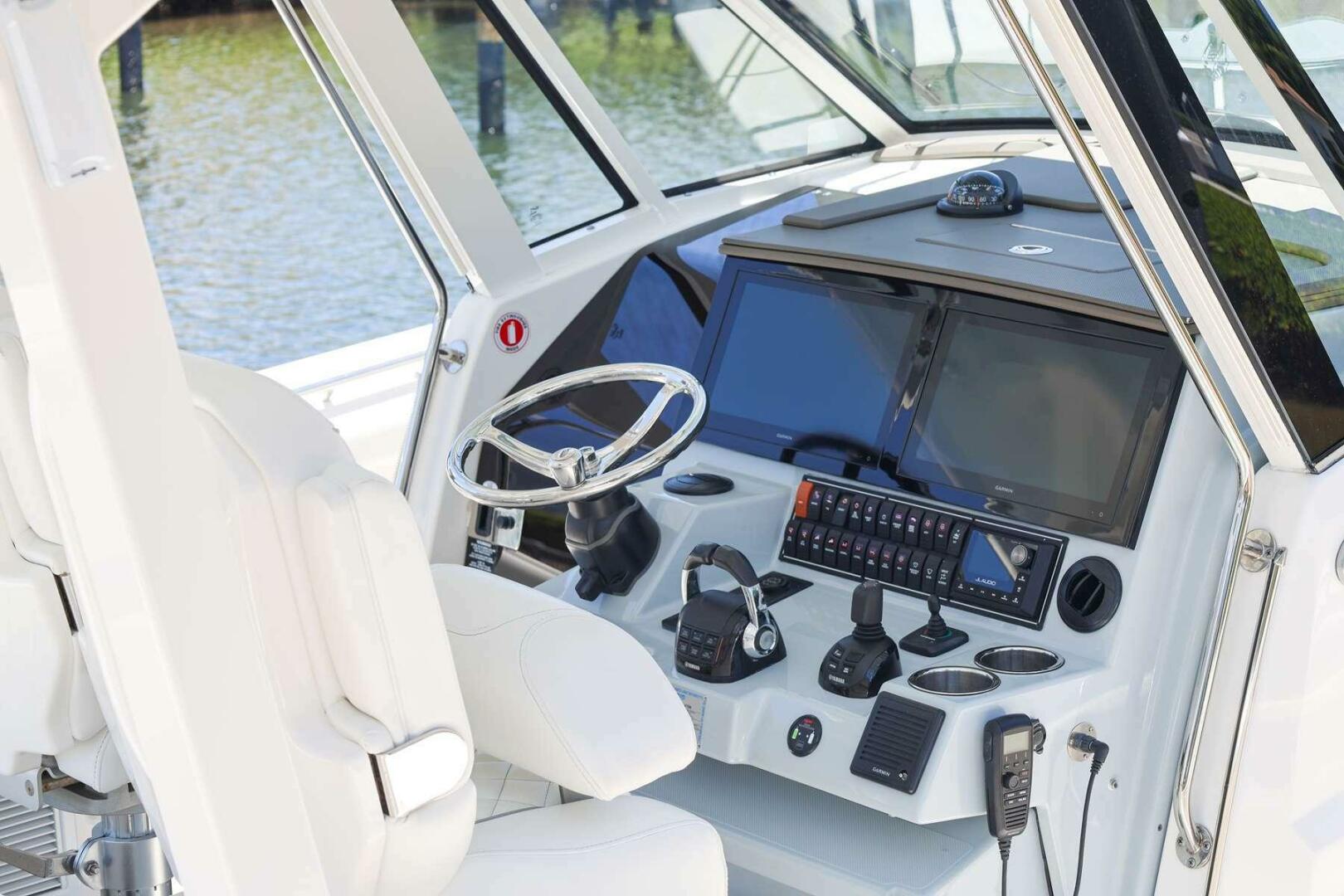 Slide: The Image of Pursuit S 378 Sport 2021 - 5435499