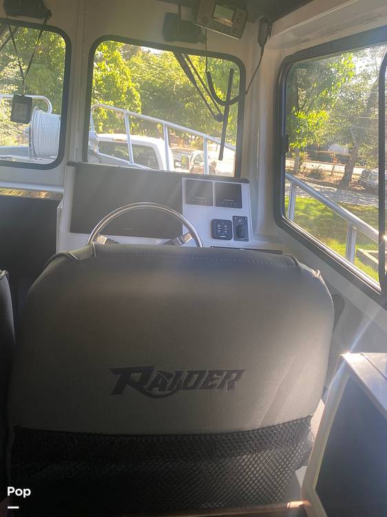 Slide: The Image of Raider 260 OS 2021 - 14591245