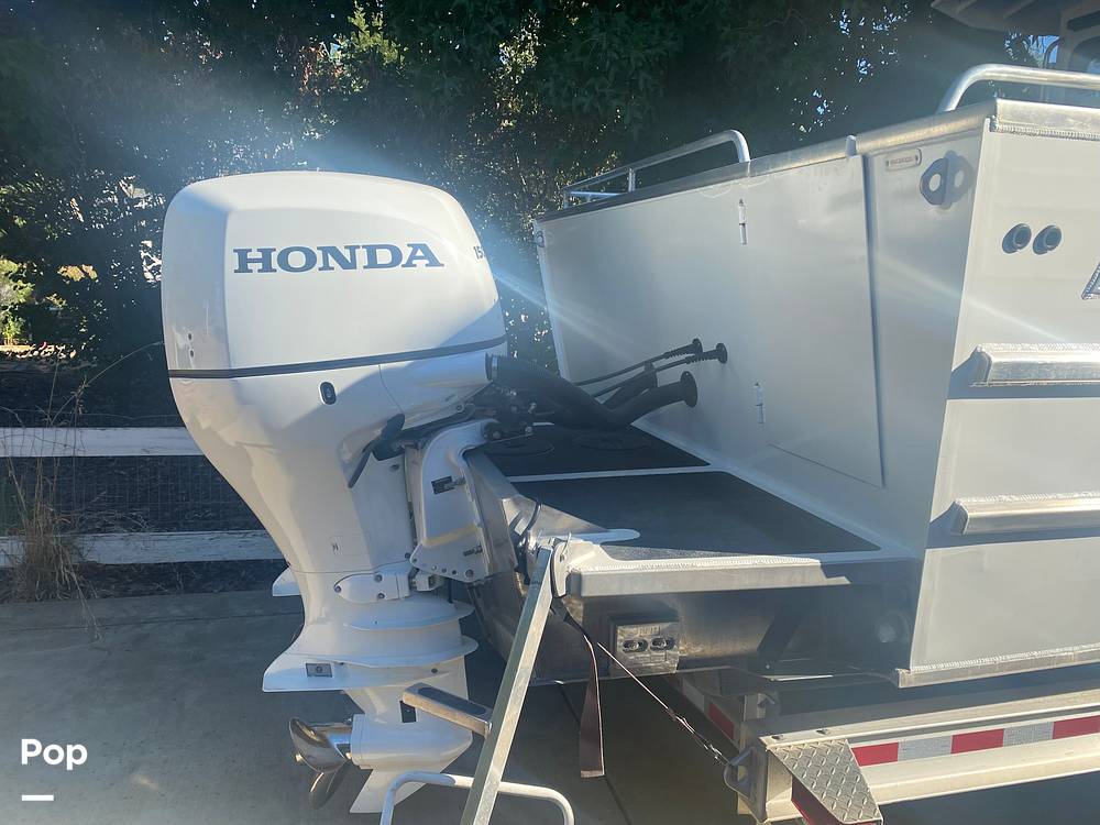 Slide: The Image of Raider 260 OS 2021 - 14591266