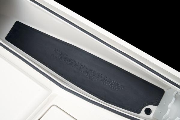 Slide: The Image of Ranger 2660 Bay 2024 - 45