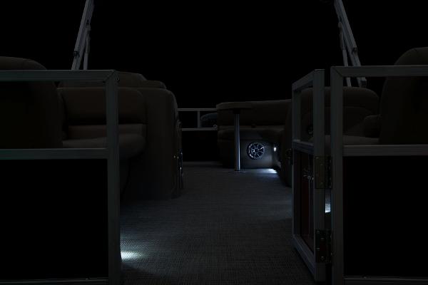 Slide: The Image of Ranger Reata 200C 2024 - 58