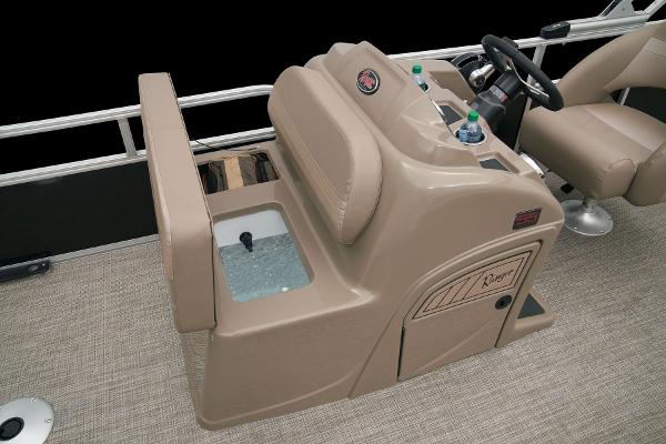 Slide: The Image of Ranger Reata 200F 2023 - 27
