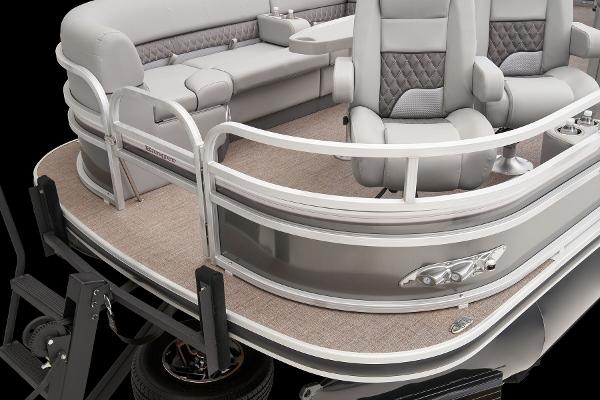 Slide: The Image of Ranger Reata 220FC - 8